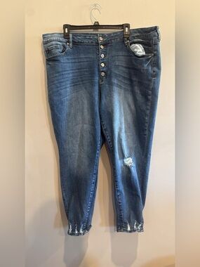 KanCan Dark Blue Distressed Ankle Jeans